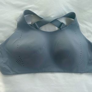 Lululemon Air Support Bra (NWT)